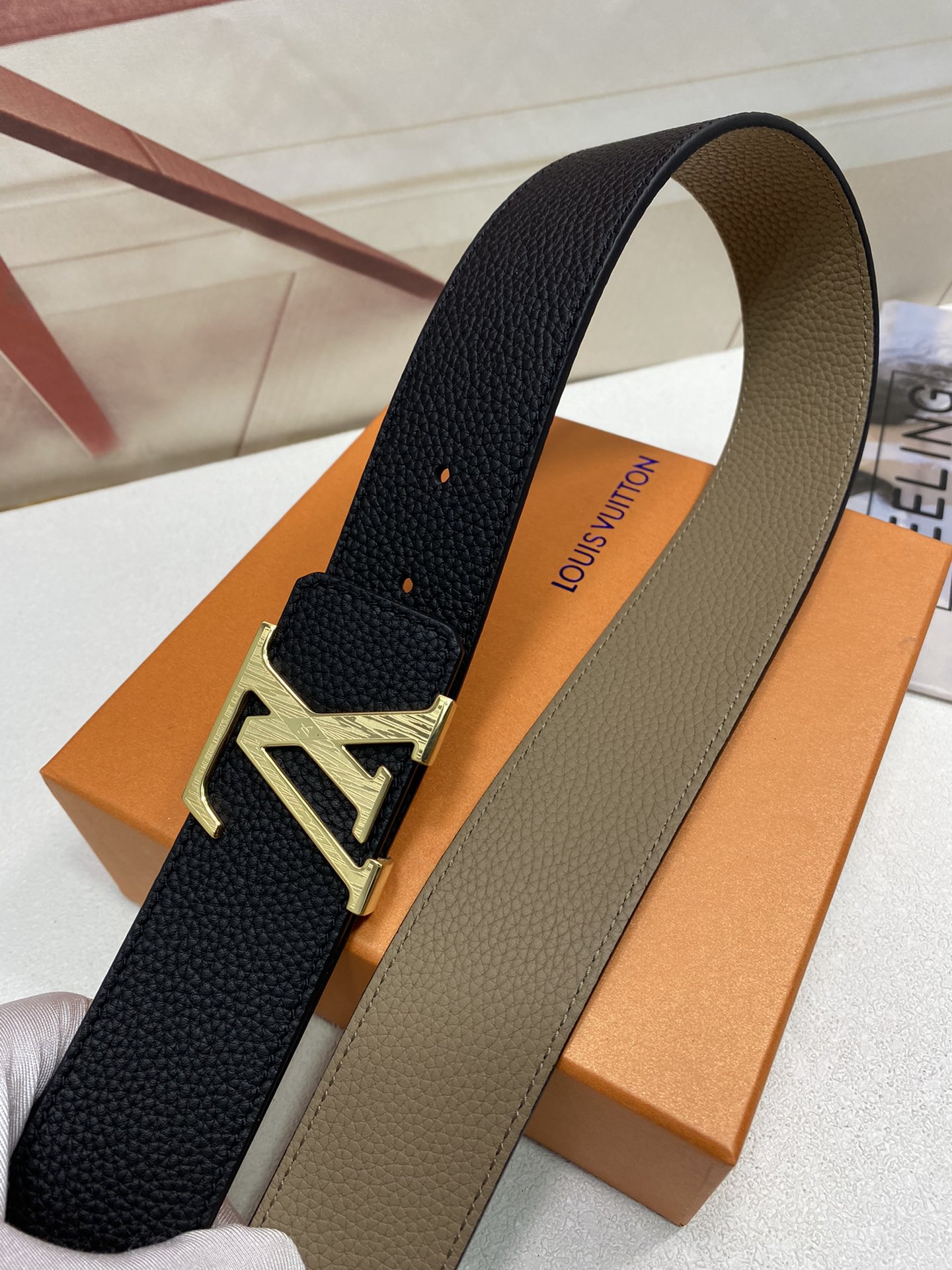 Louis Vuitton Belt in Black