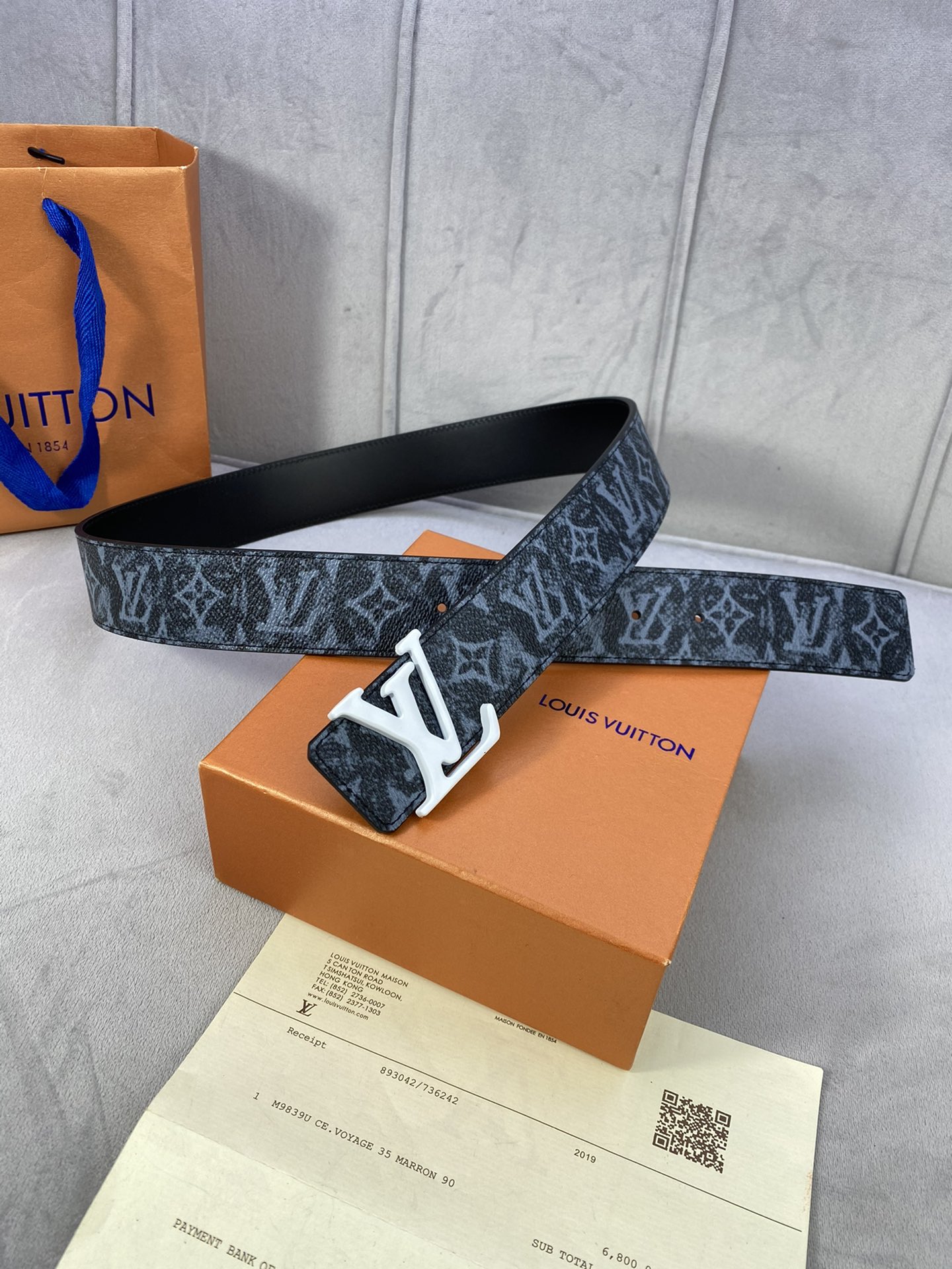 Louis Vuitton Belt in Black