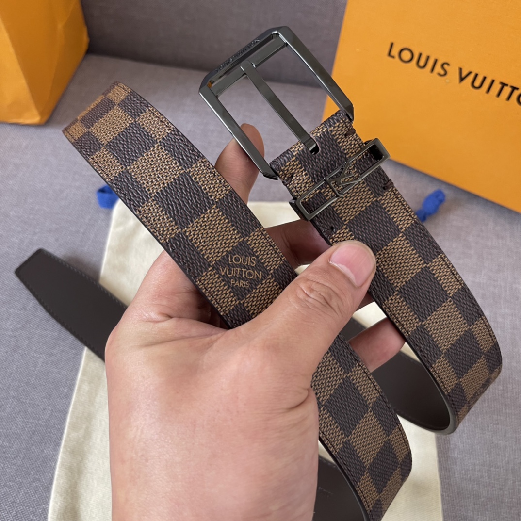 Louis Vuitton Architect Belt in Brown