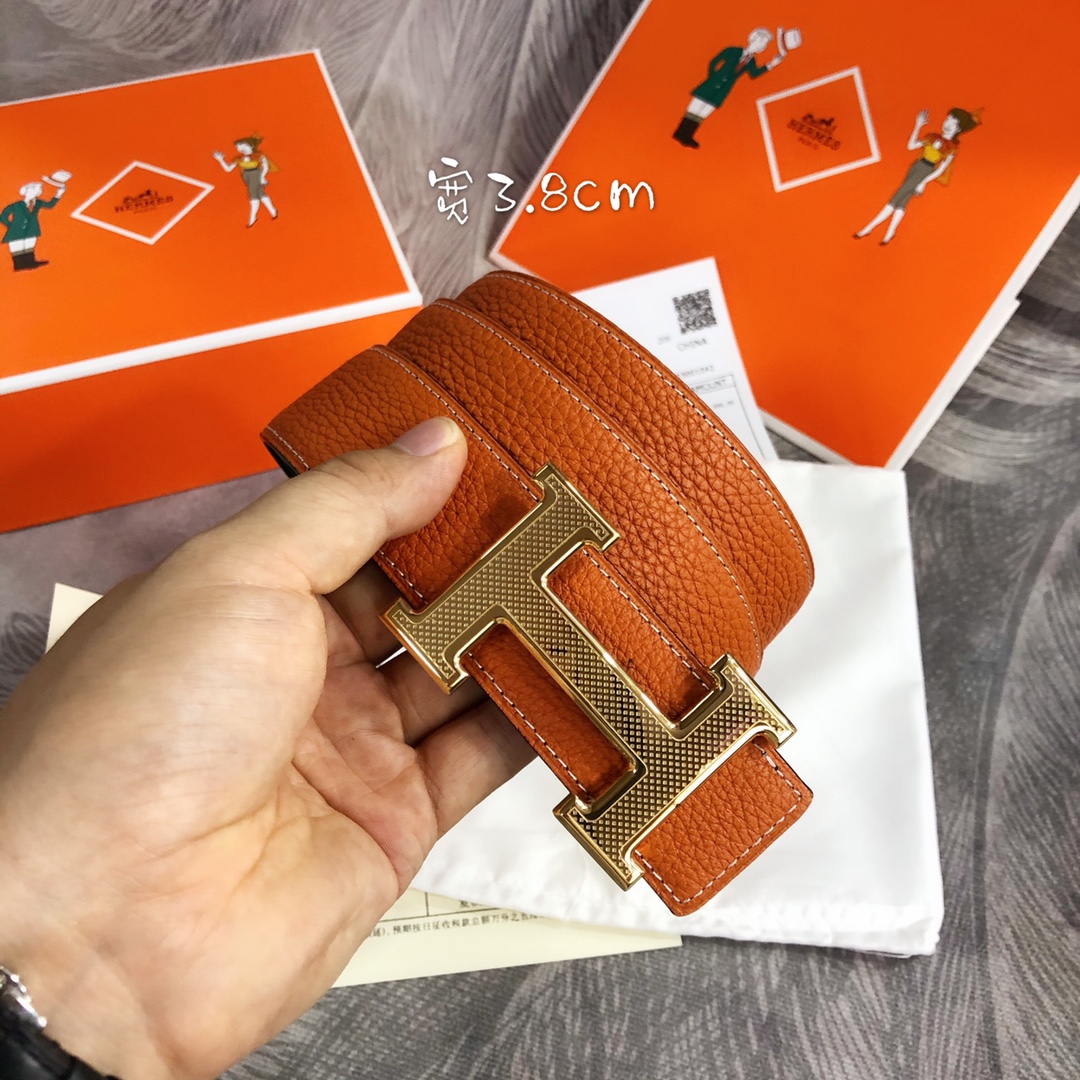 Hermes Belt in Orange