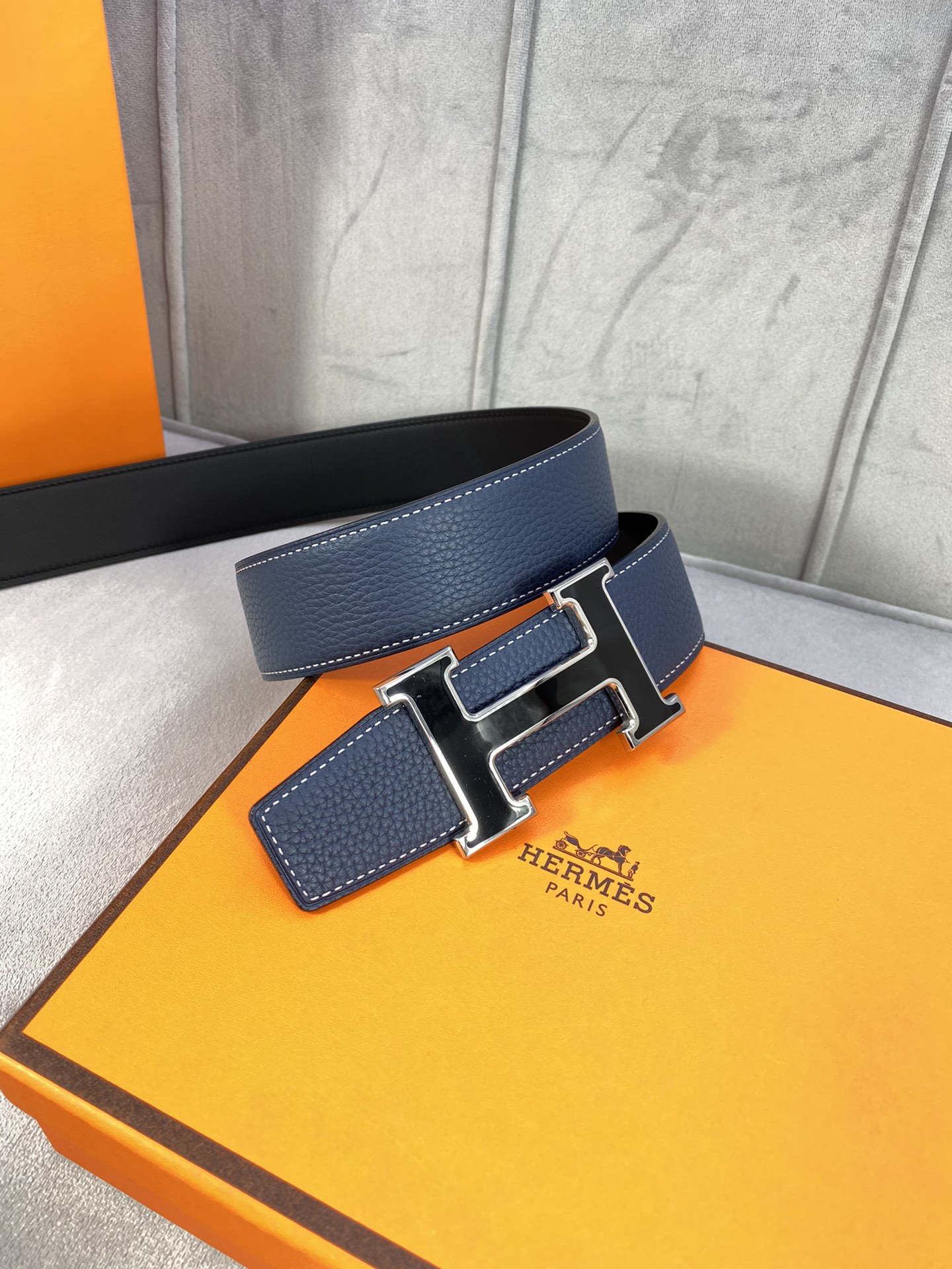 Hermes Belt in Dark blue