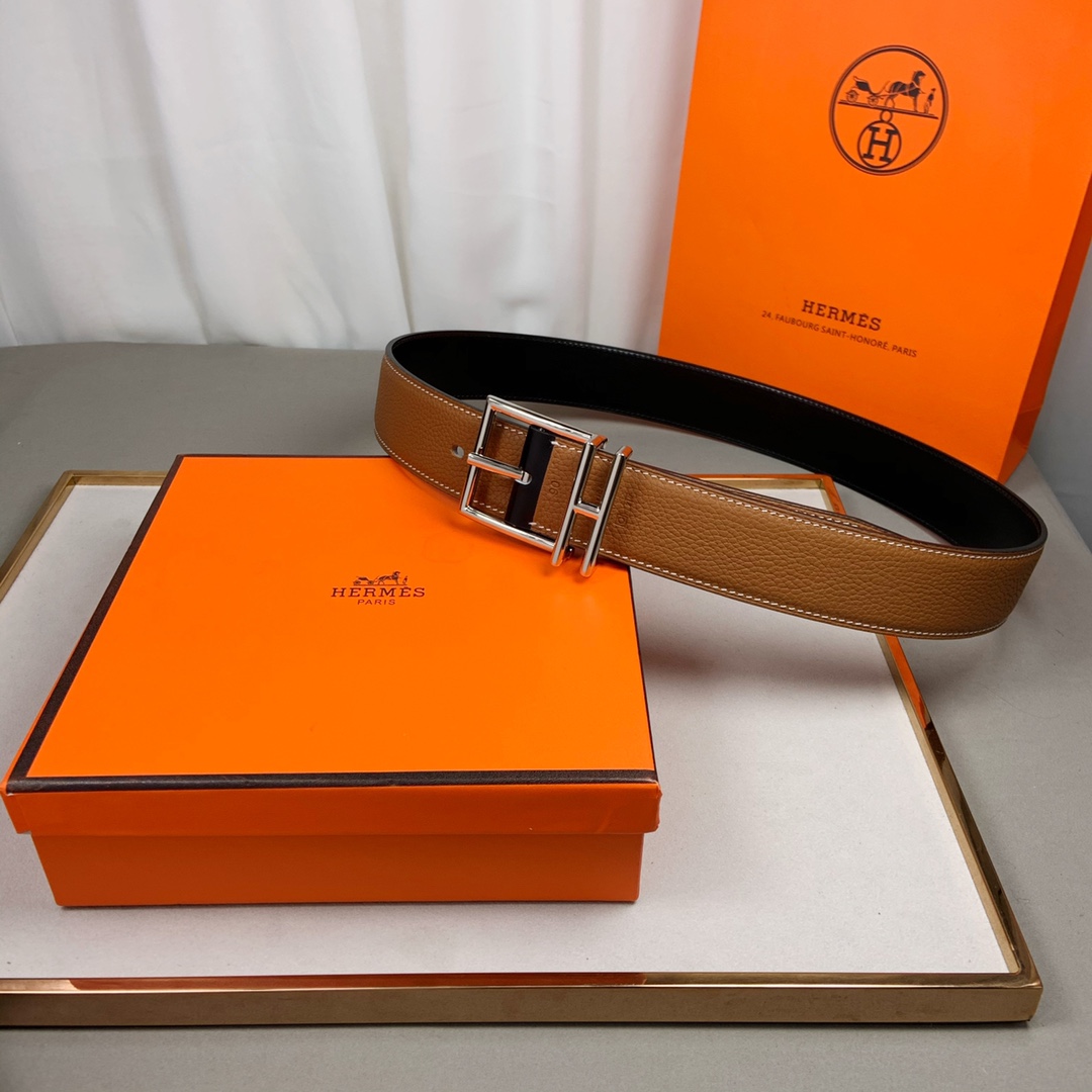 Hermes Belt in Coffee