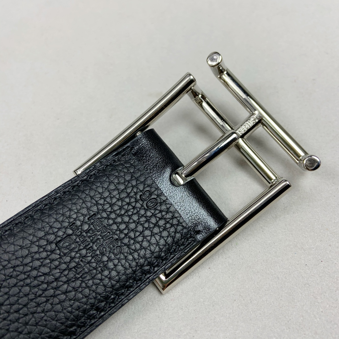 Hermes Belt in Black