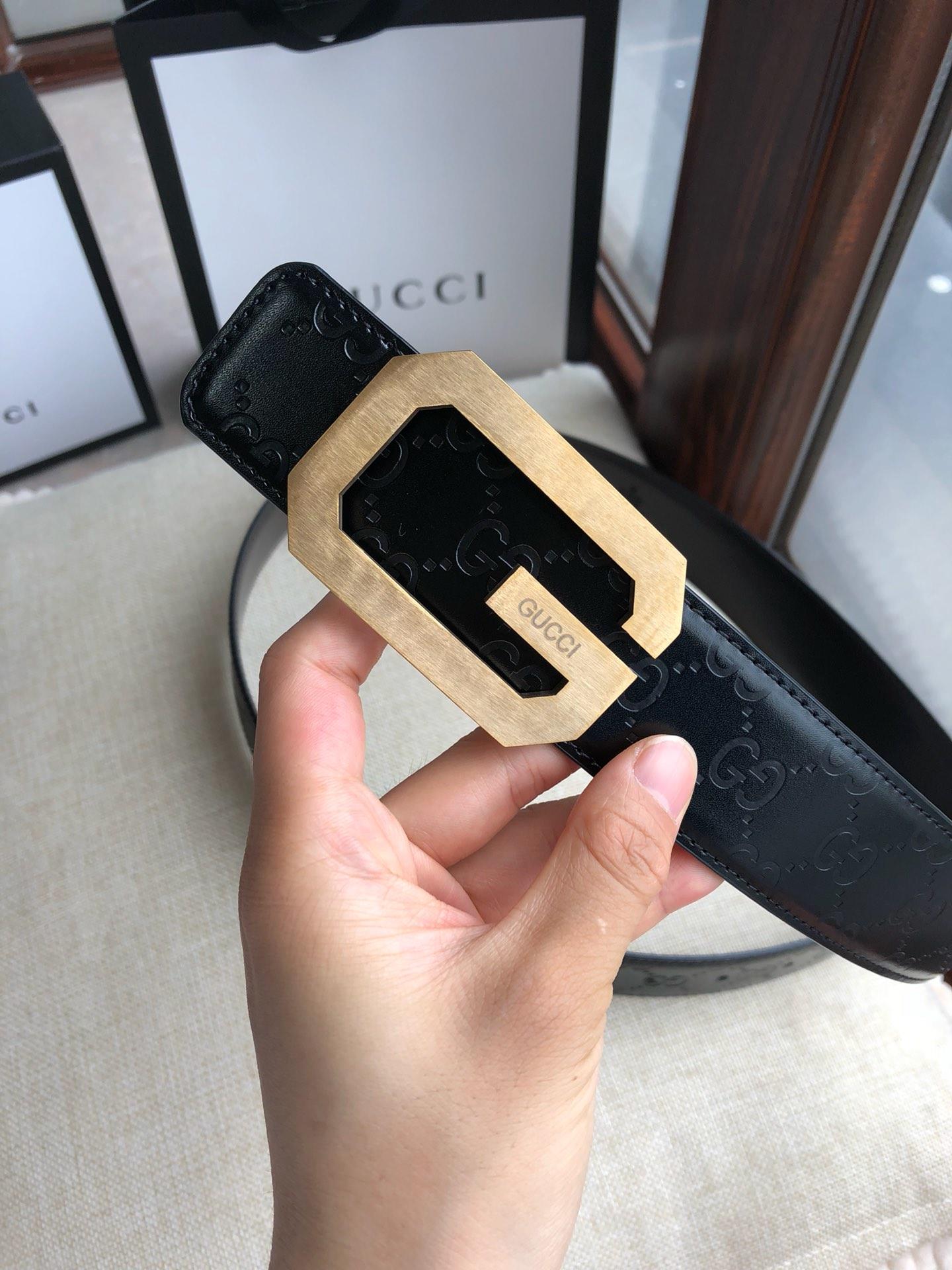 Gucci Reversible Belt Square G Buckle  ASS02324