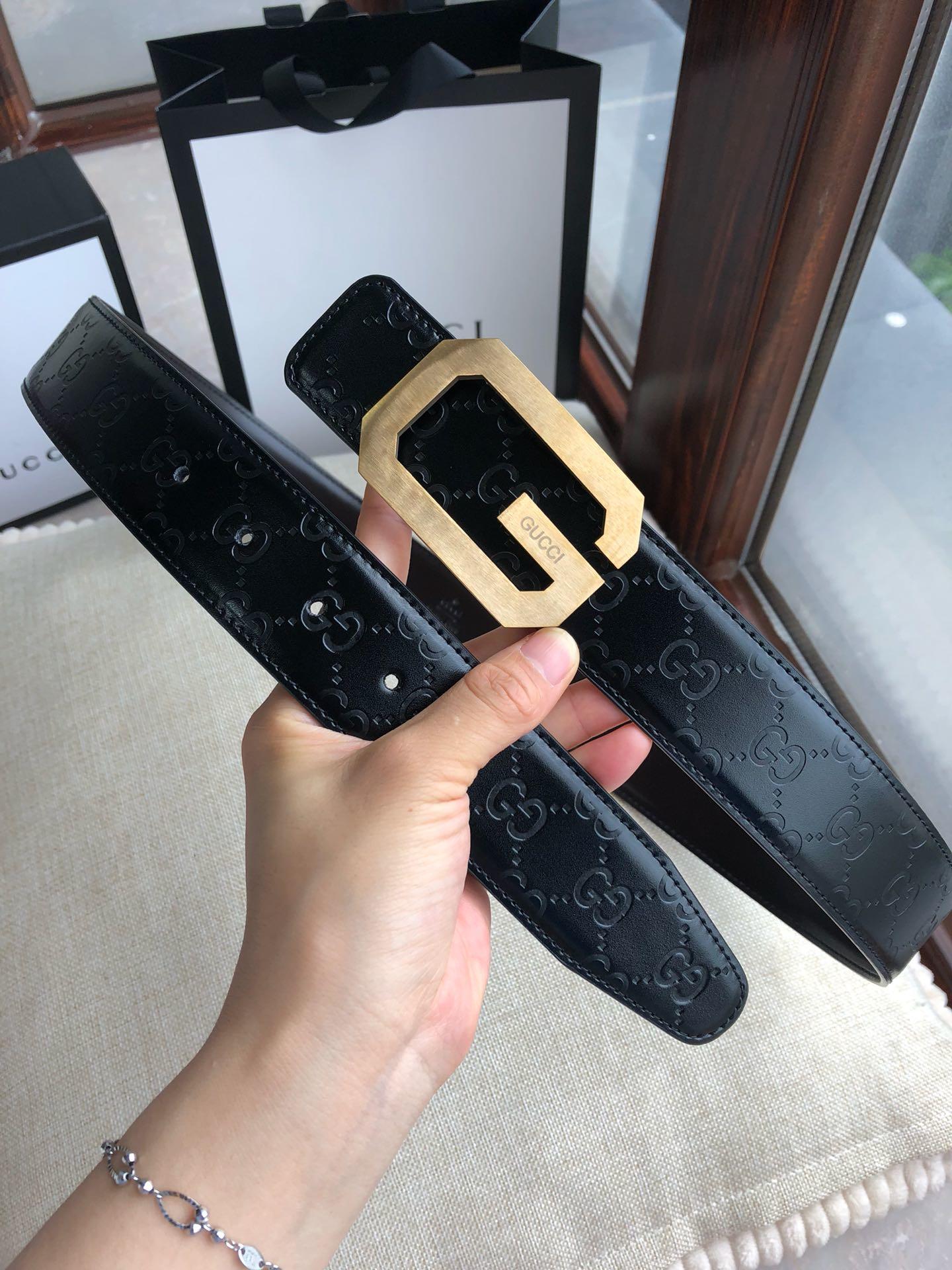 Gucci Reversible Belt Square G Buckle  ASS02324