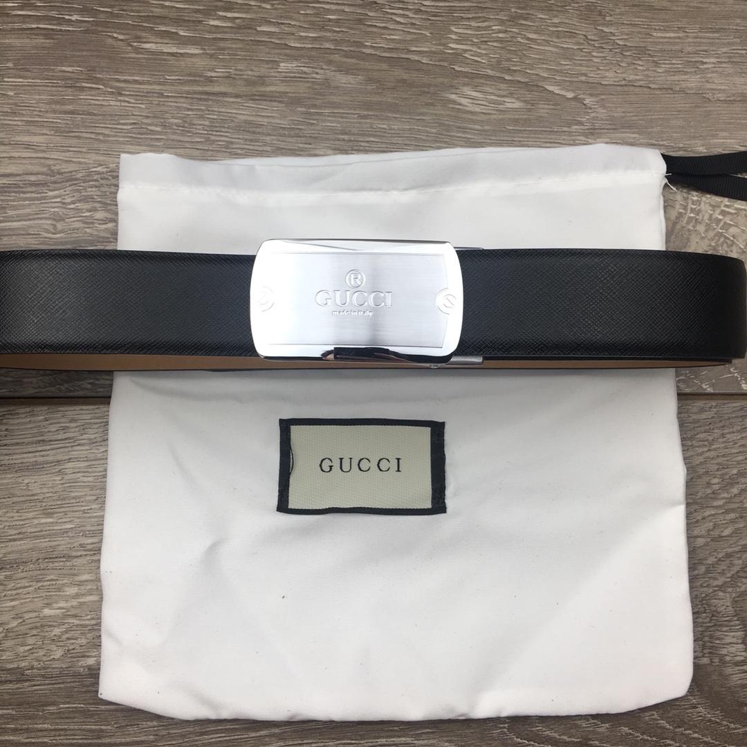 Gucci Logo Silver Buckle Belt ASS02379