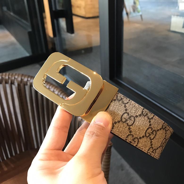 Gucci Interlocking G-Square Gold belt ASS02315