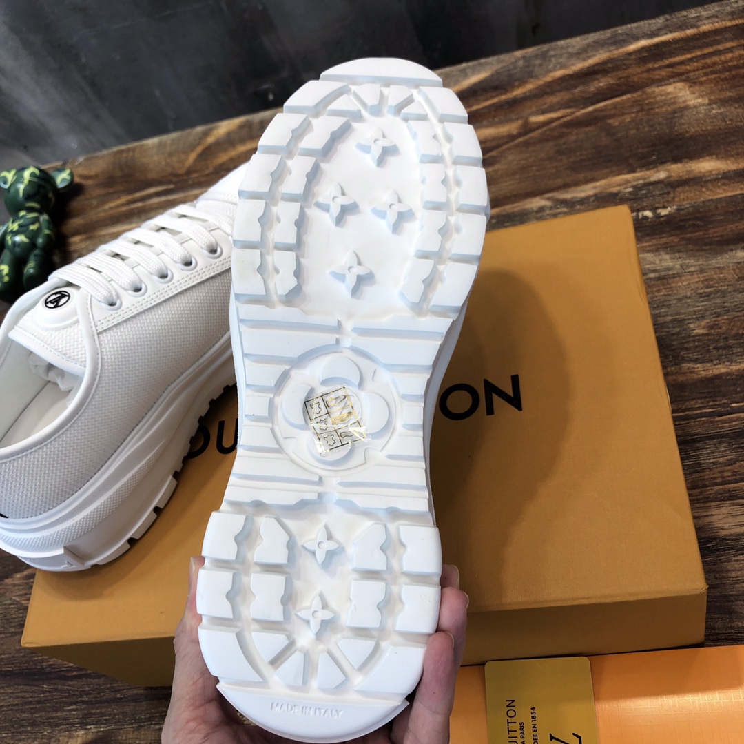 LV new collection SQUAD sneaker