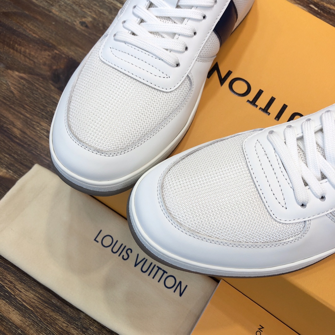 LV high quality white sneaker