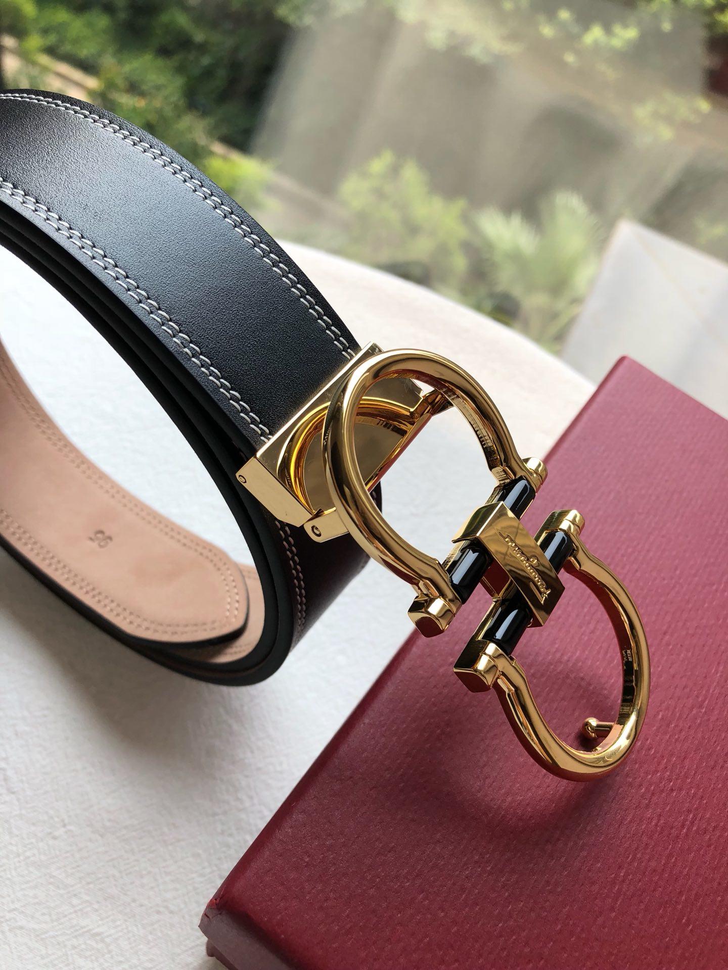 Golden Ferragamo belt ASS02114