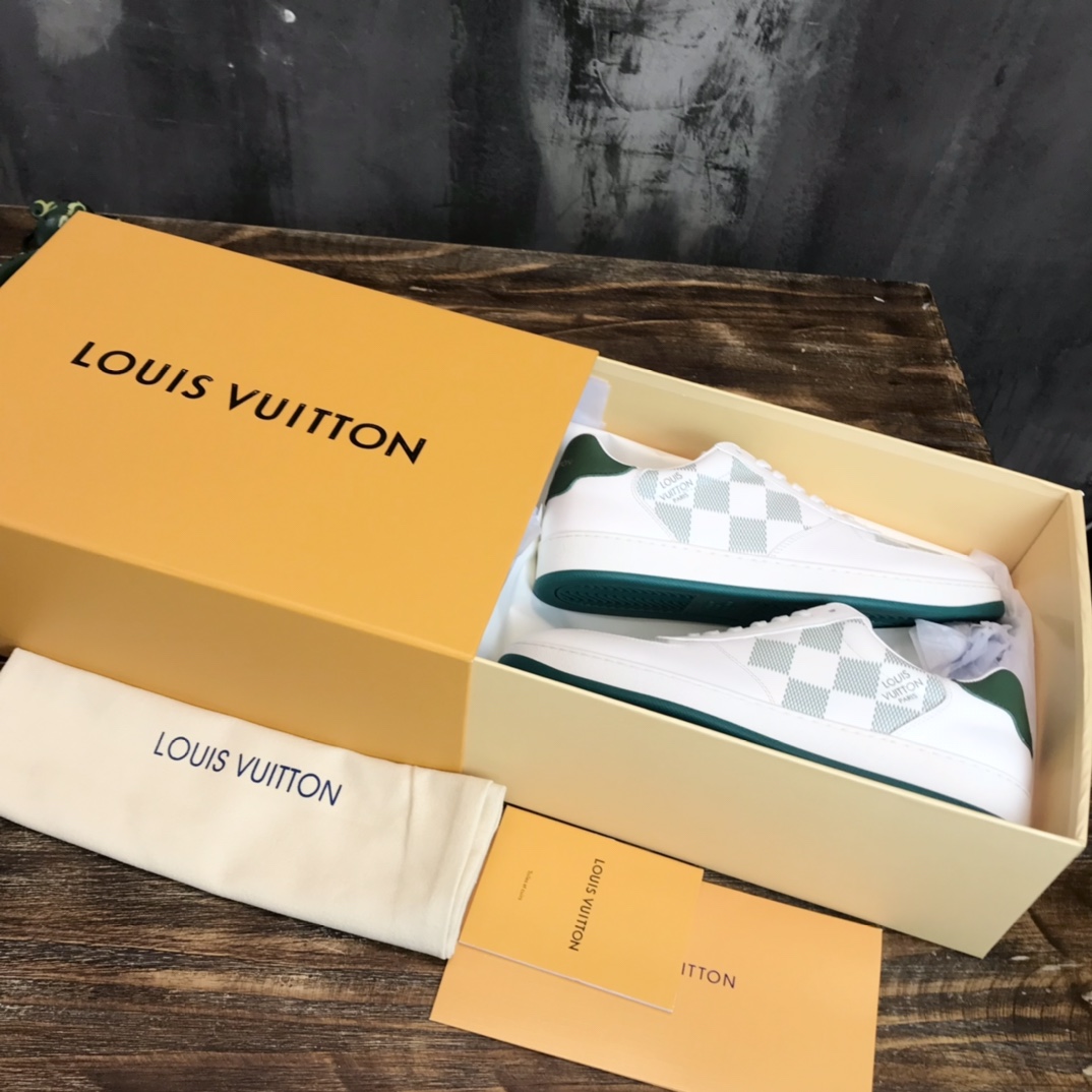 LV high quality white sneaker