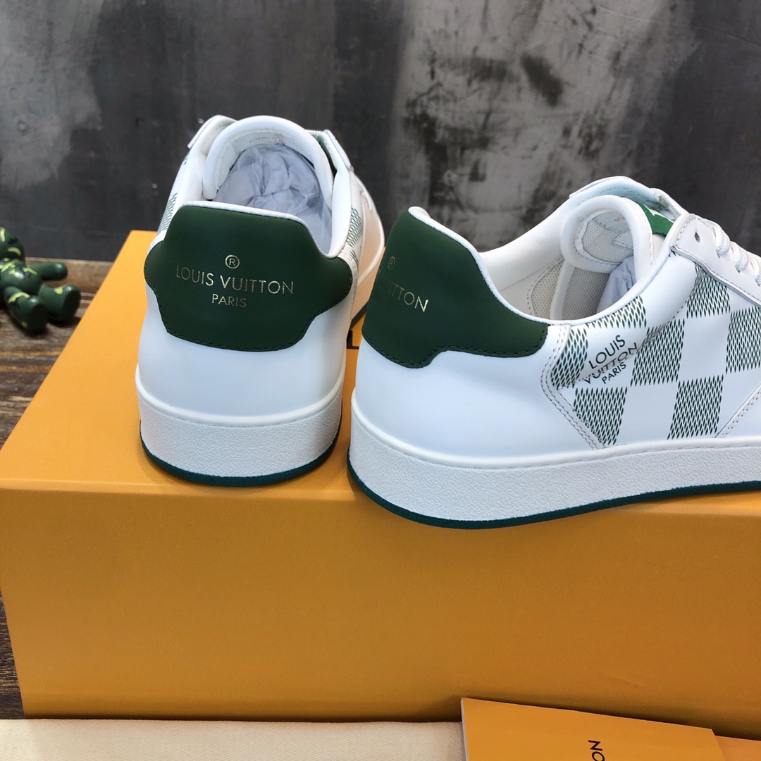 LV high quality white sneaker