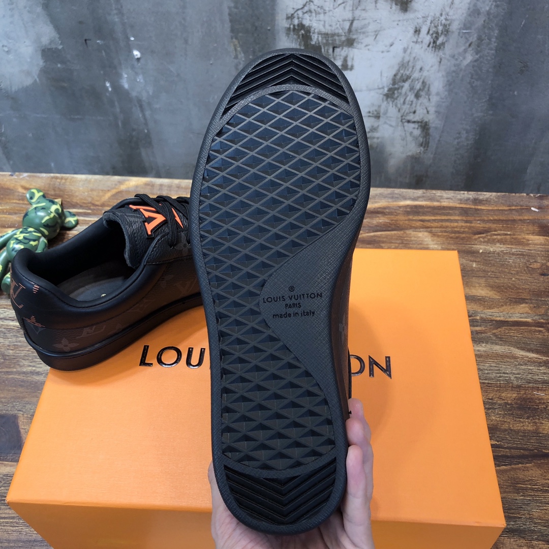 LV high quality white sneaker