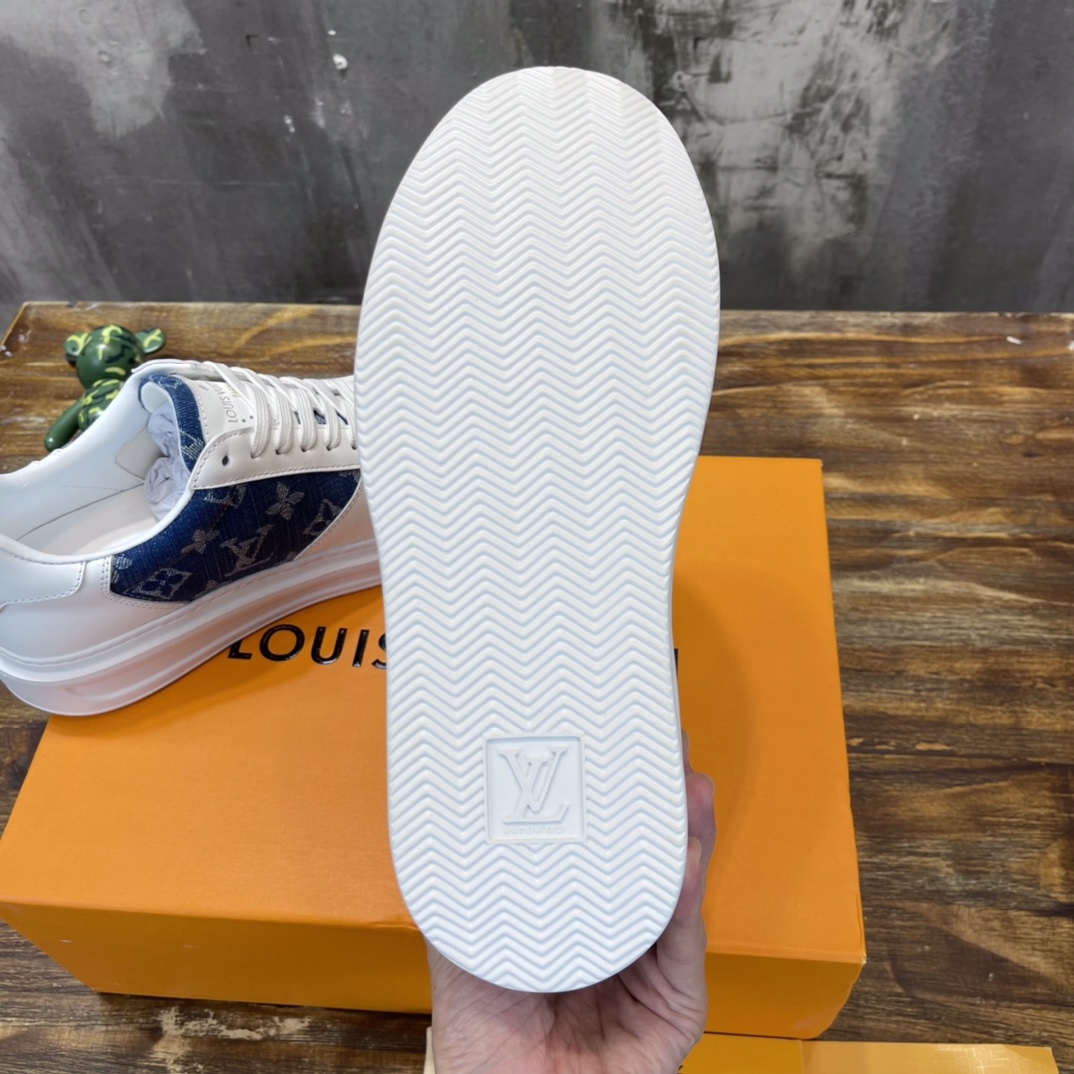 LV high quality Good elasticity white sneaker