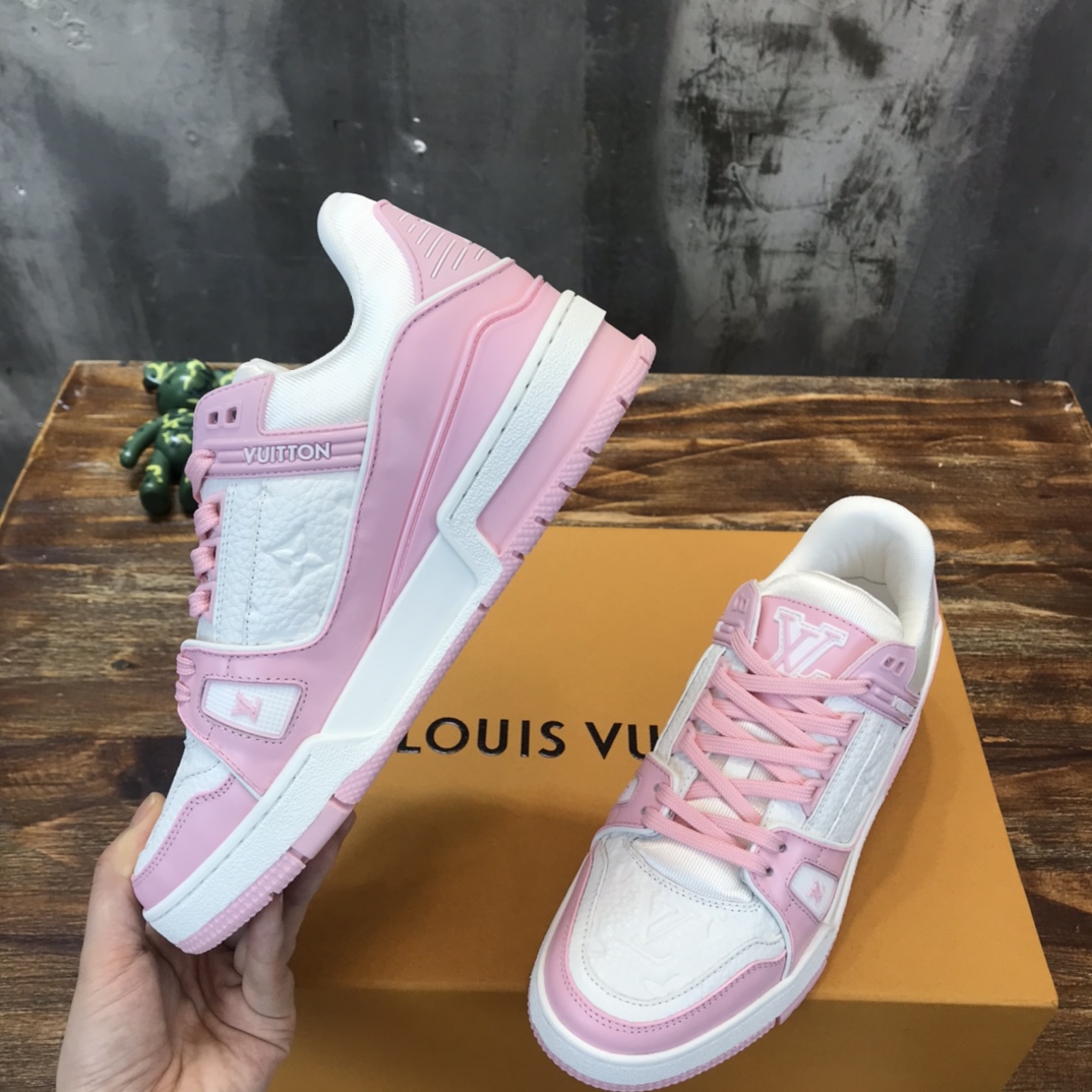 LV 2022SS New collection fashion show sneaker