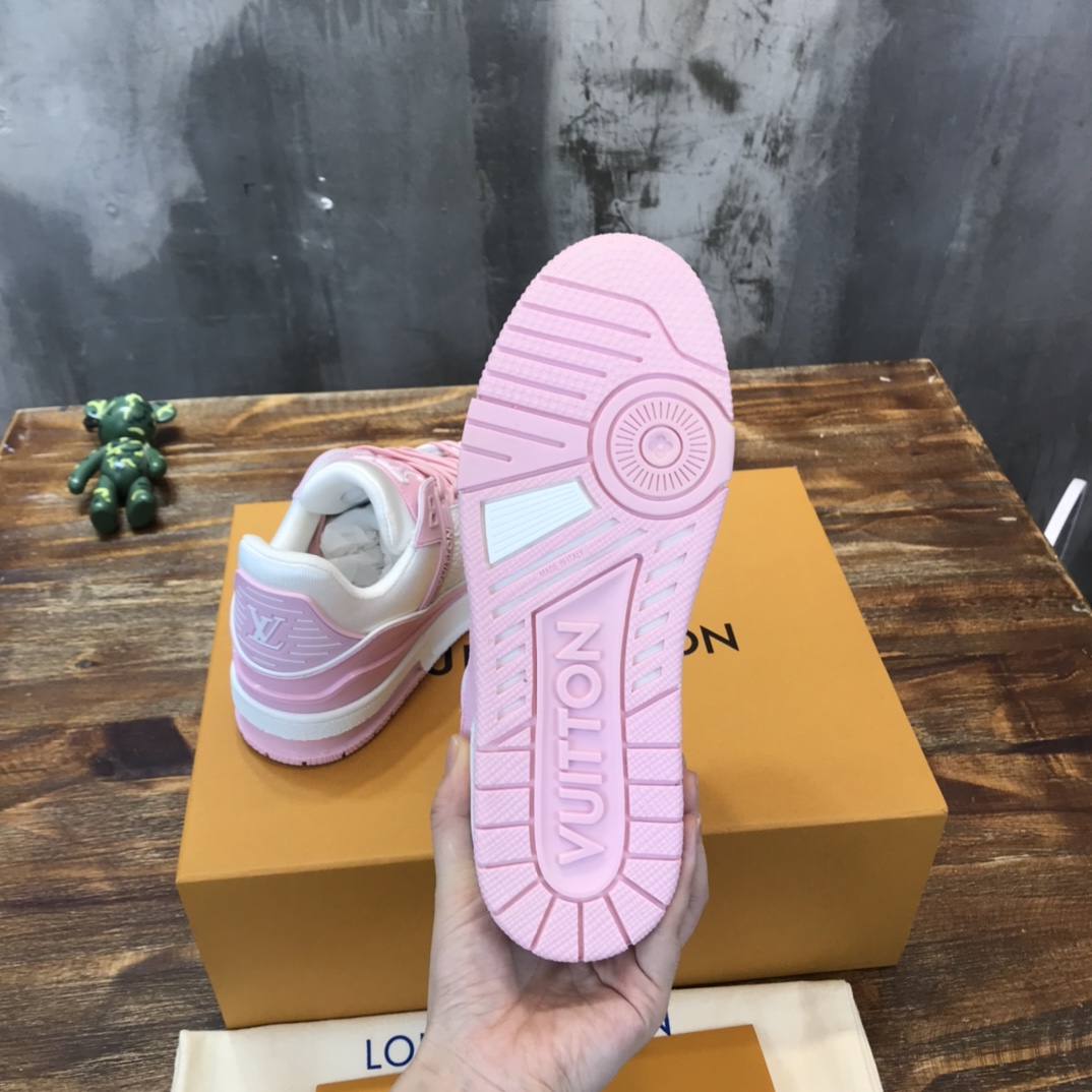 LV 2022SS New collection fashion show sneaker