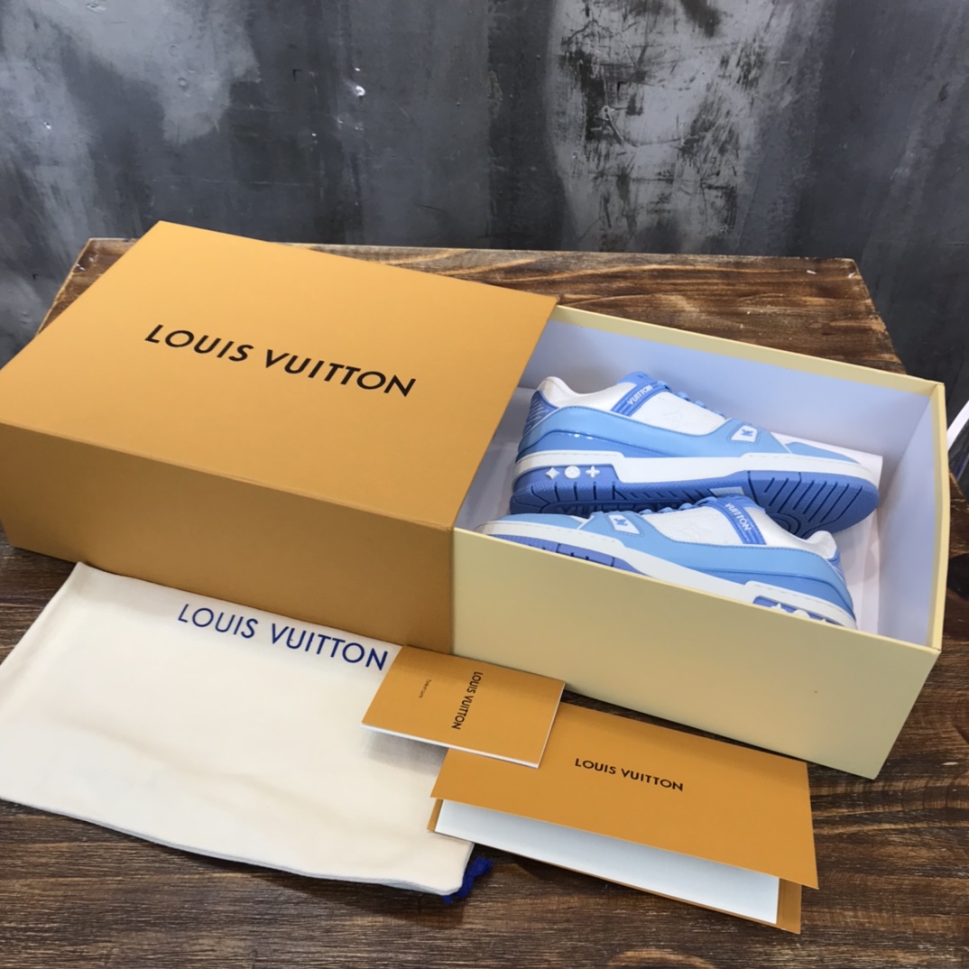 LV 2022SS New collection fashion show sneaker
