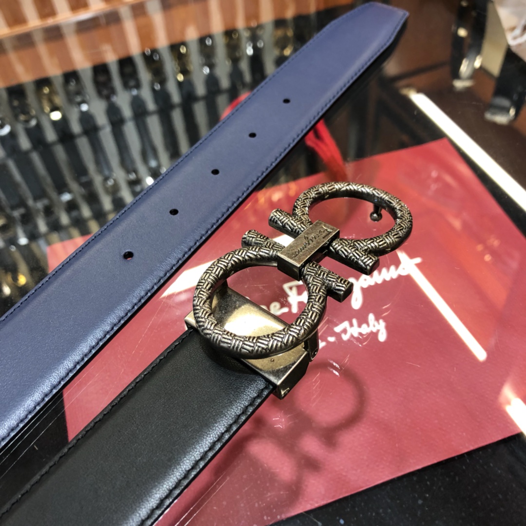 Salvatore Ferragamo Belt in Black