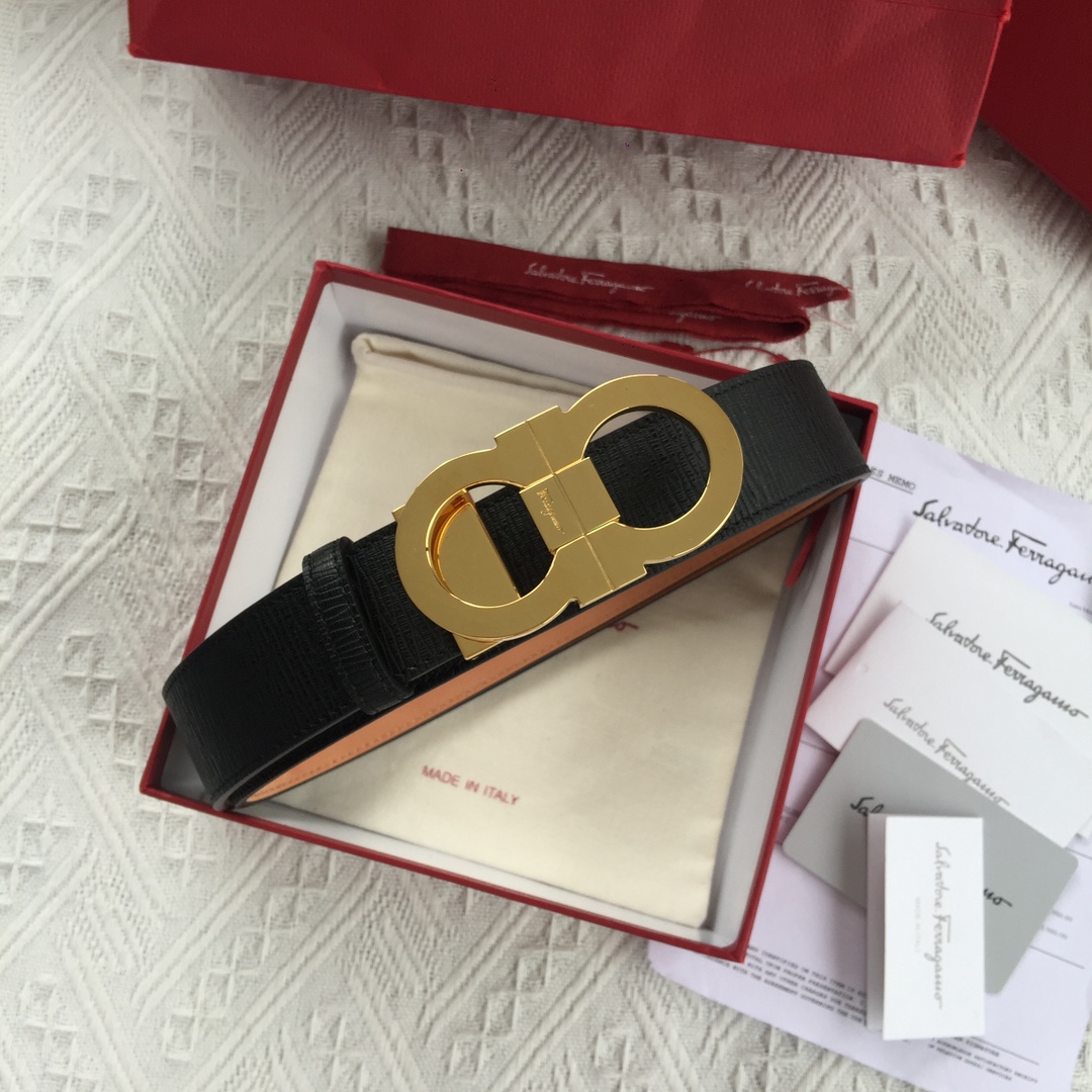 Salvatore Ferragamo Belt in Black