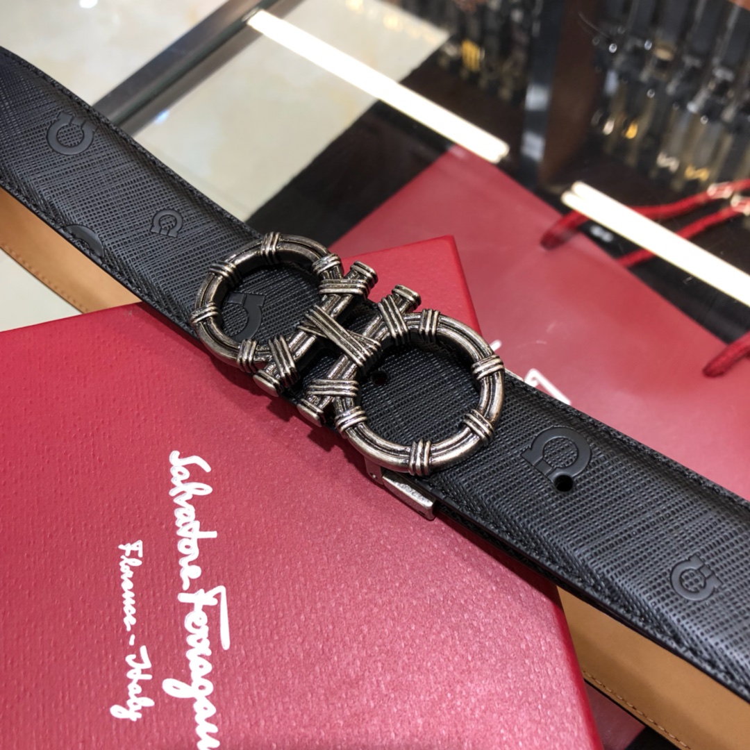 Salvatore Ferragamo Belt in Black