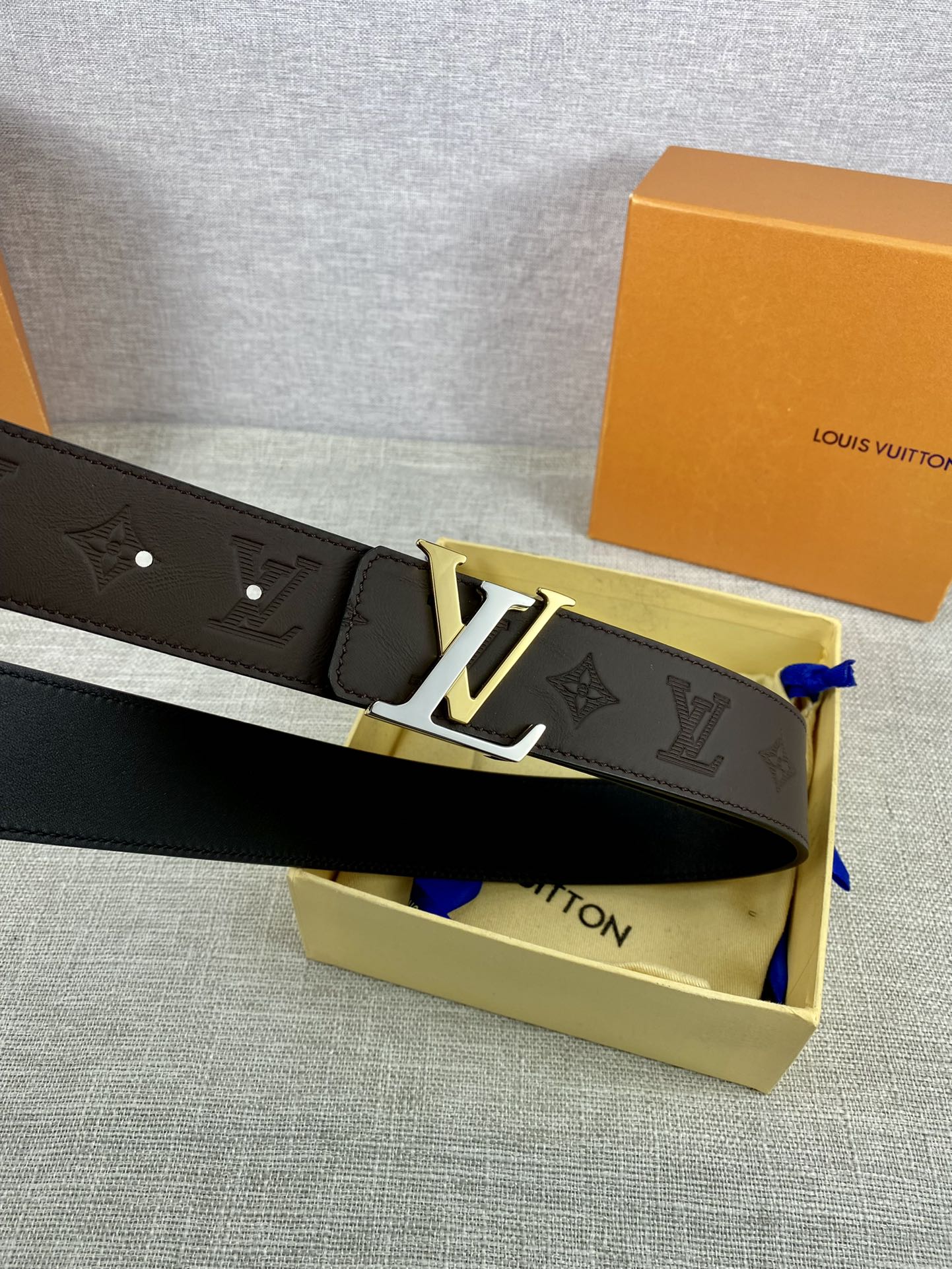 Louis Vuitton Belt in Brown