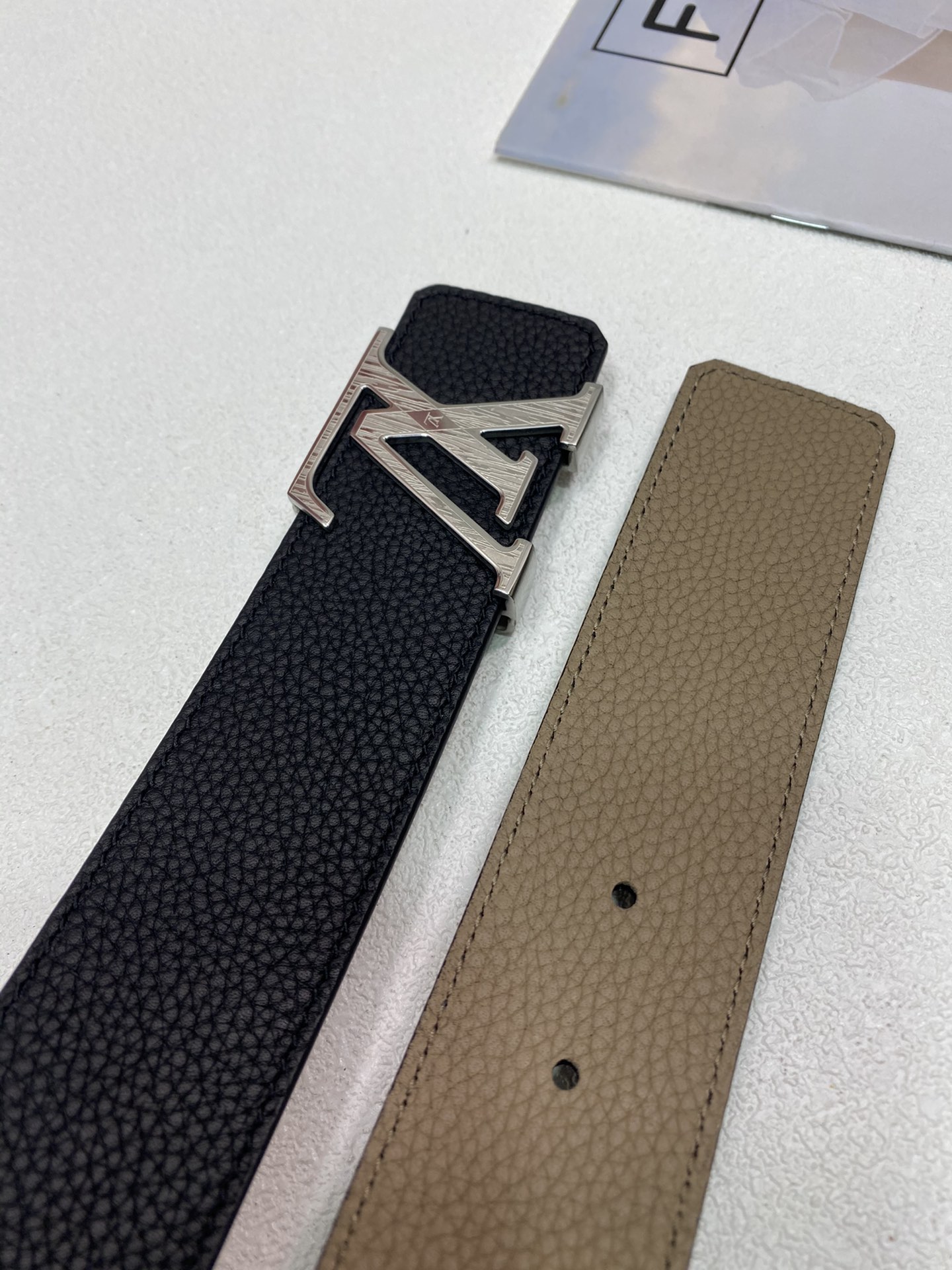 Louis Vuitton Belt in Black