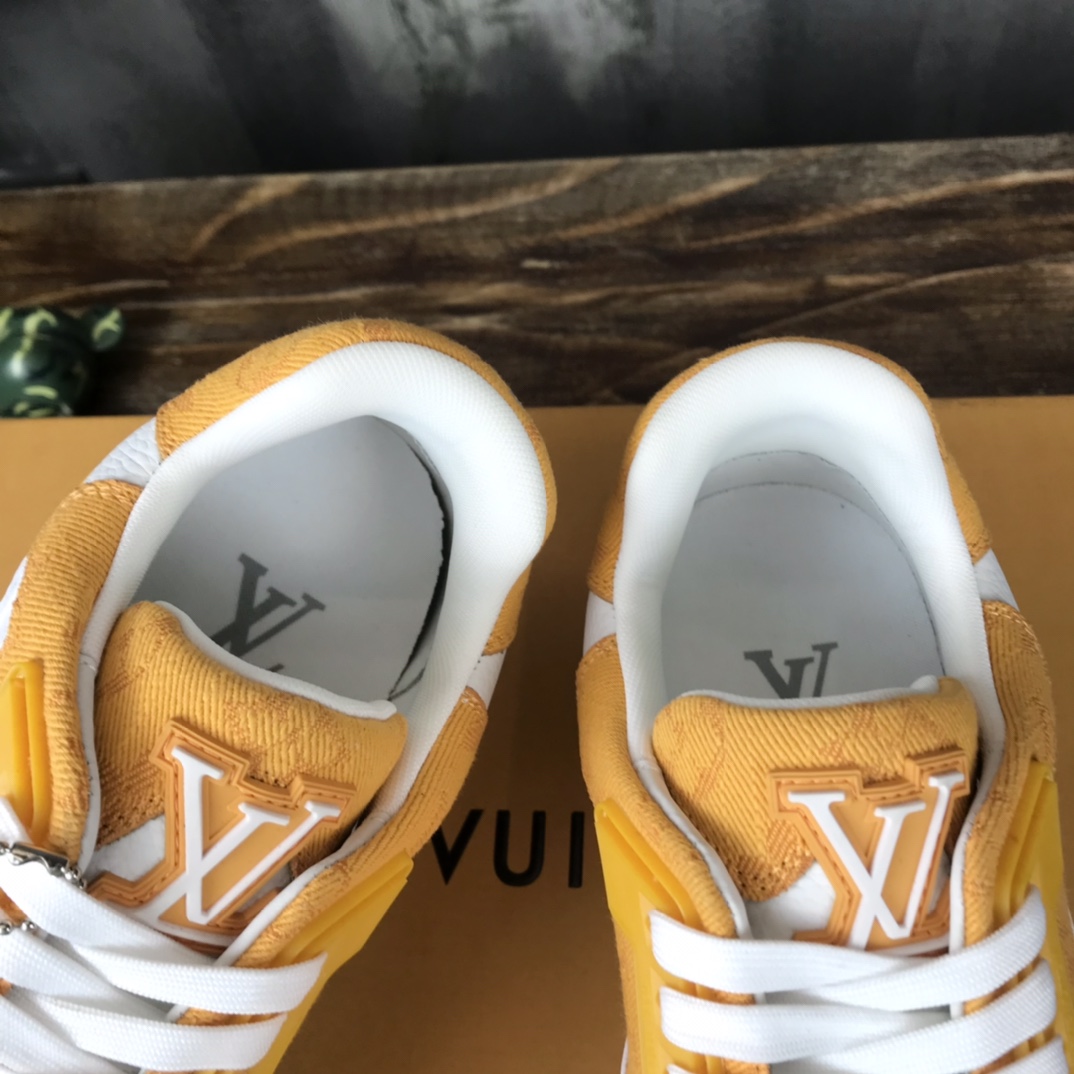 LV 2022 new collection fashion show sneaker