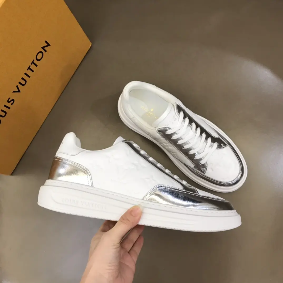 LV 2022 Beverly Hills sneakers in white