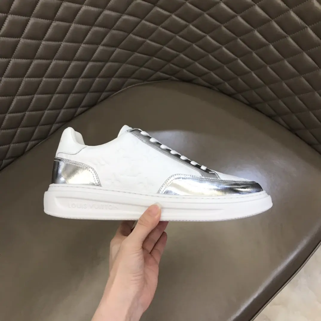 LV 2022 Beverly Hills sneakers in white