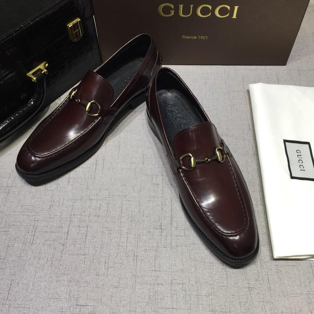 Gucci Brown Bright leather Perfect Quality Loafers With Silver Buckle MS07615