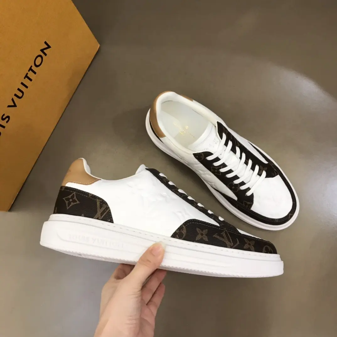 LV 2022 Beverly Hills sneakers in black