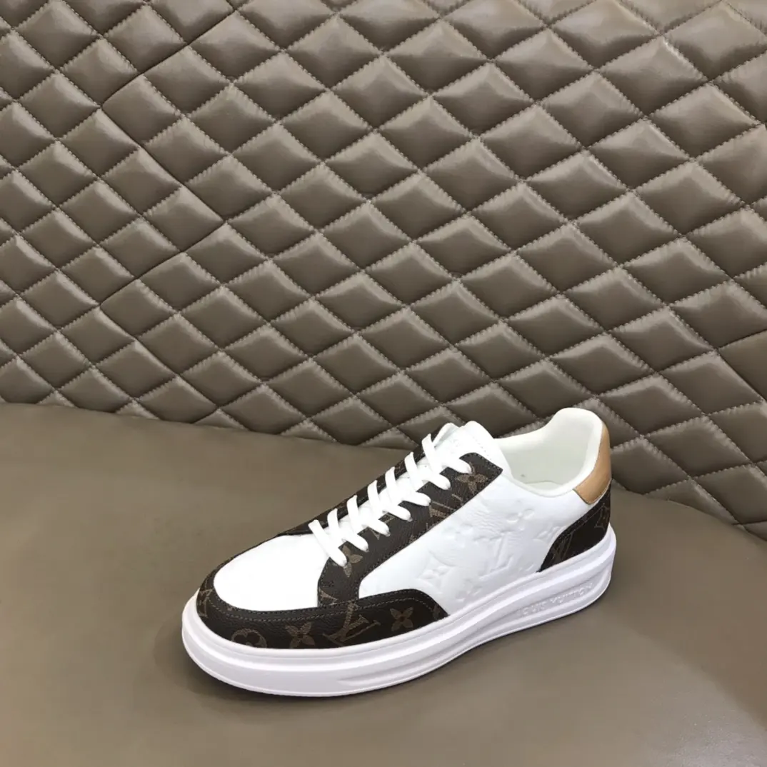 LV 2022 Beverly Hills sneakers in black