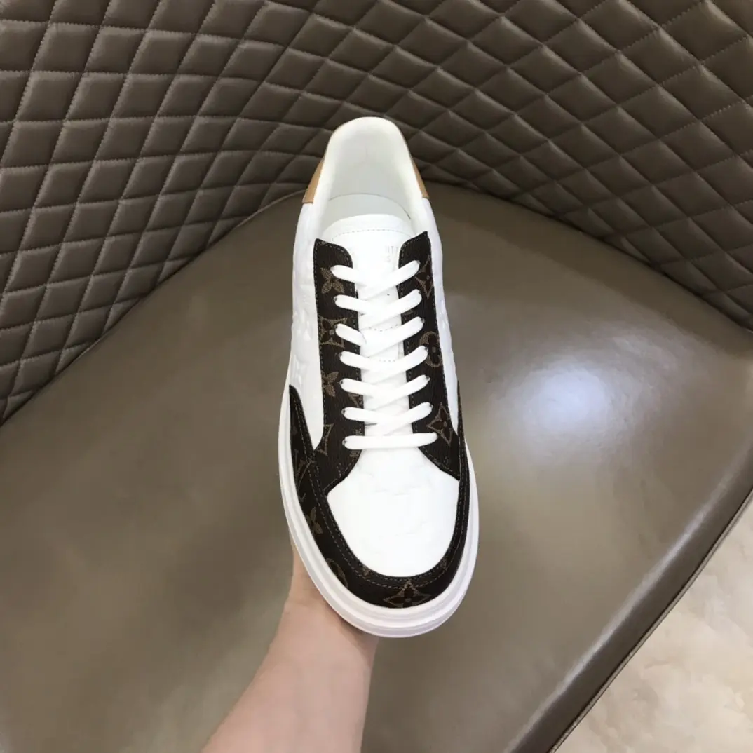 LV 2022 Beverly Hills sneakers in black