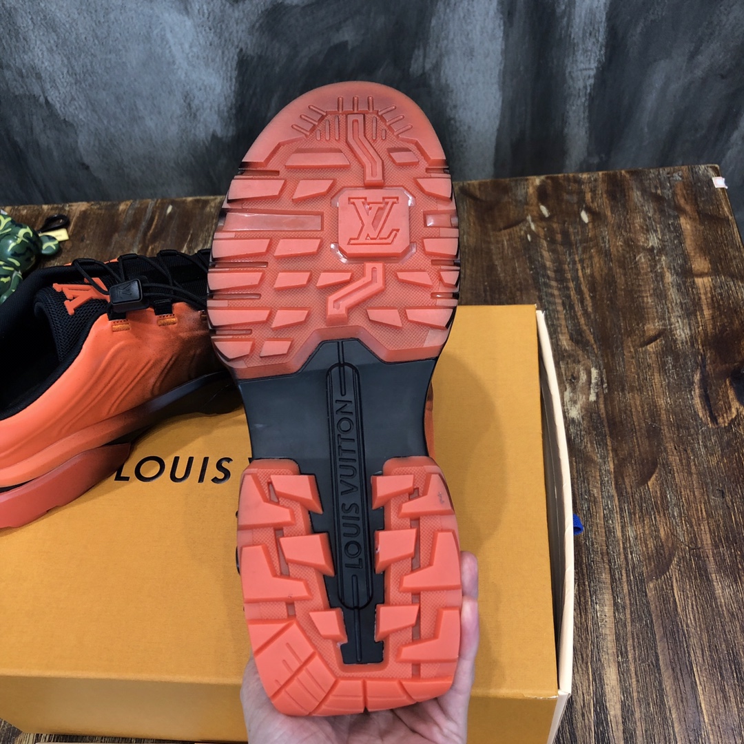 lv Sneakers Millenium  in Orange with B