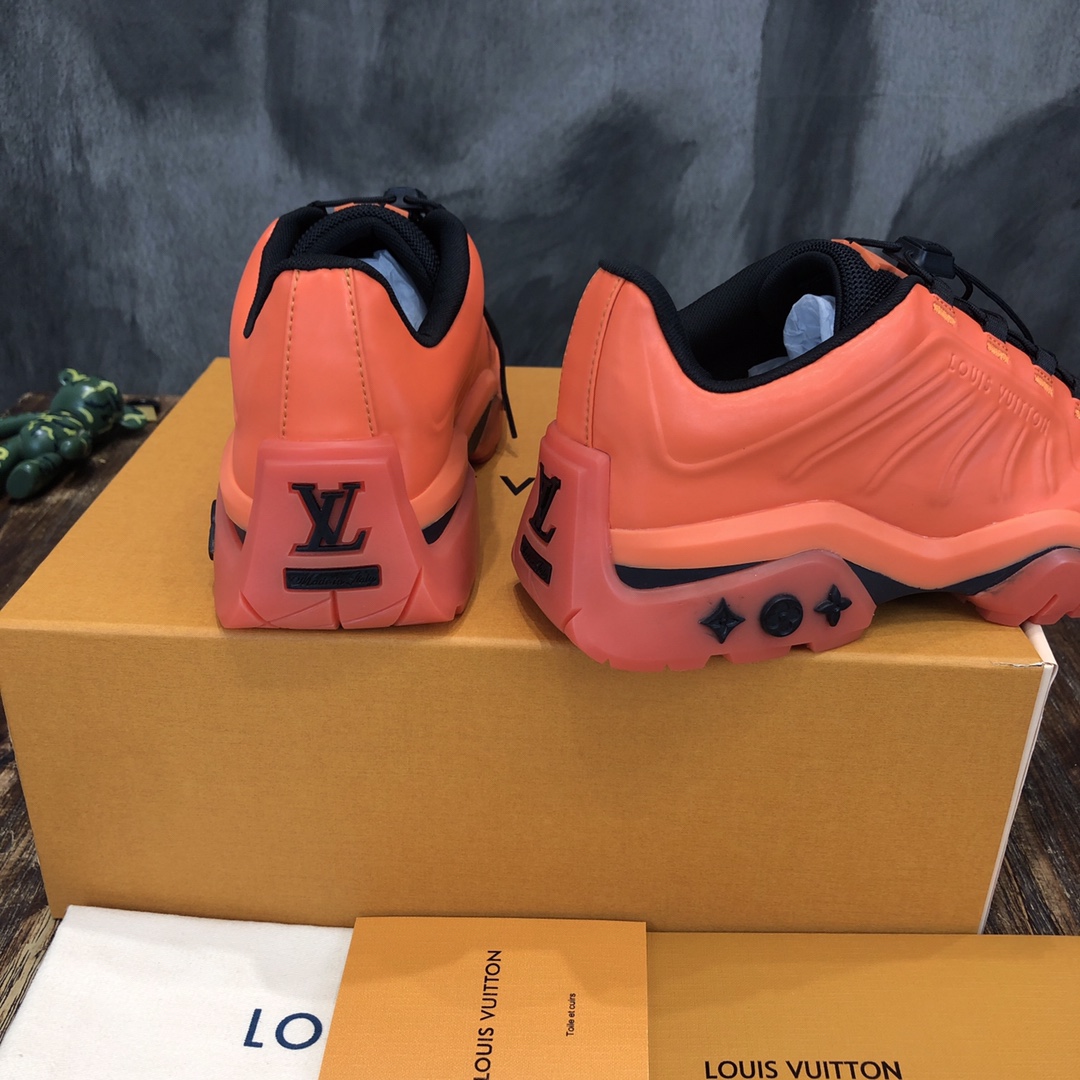 lv Sneakers Millenium  in Orange