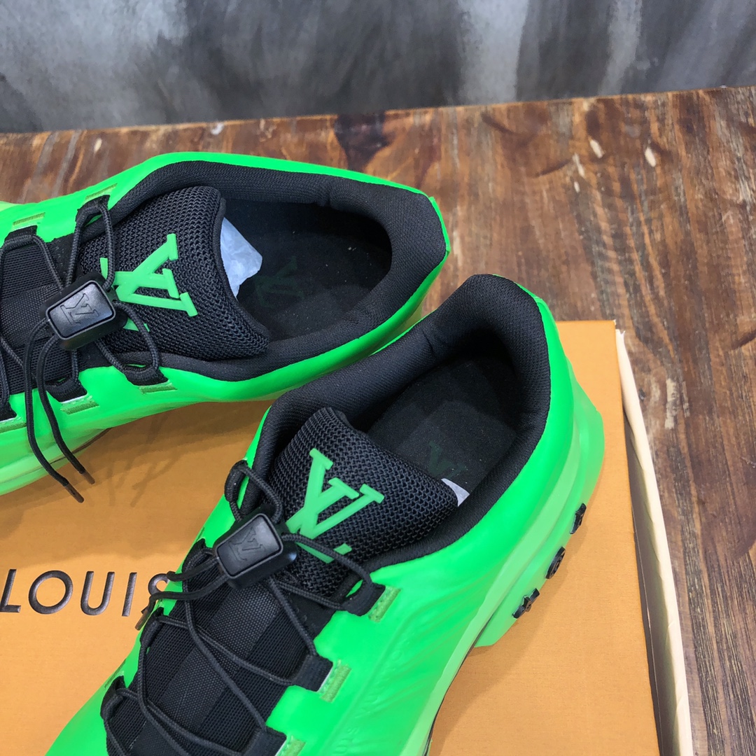 lv Sneakers Millenium  in Green