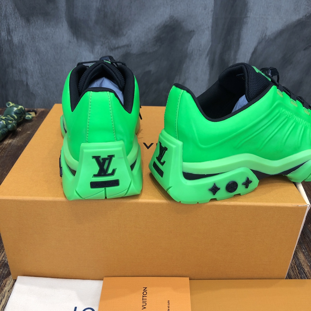 lv Sneakers Millenium  in Green