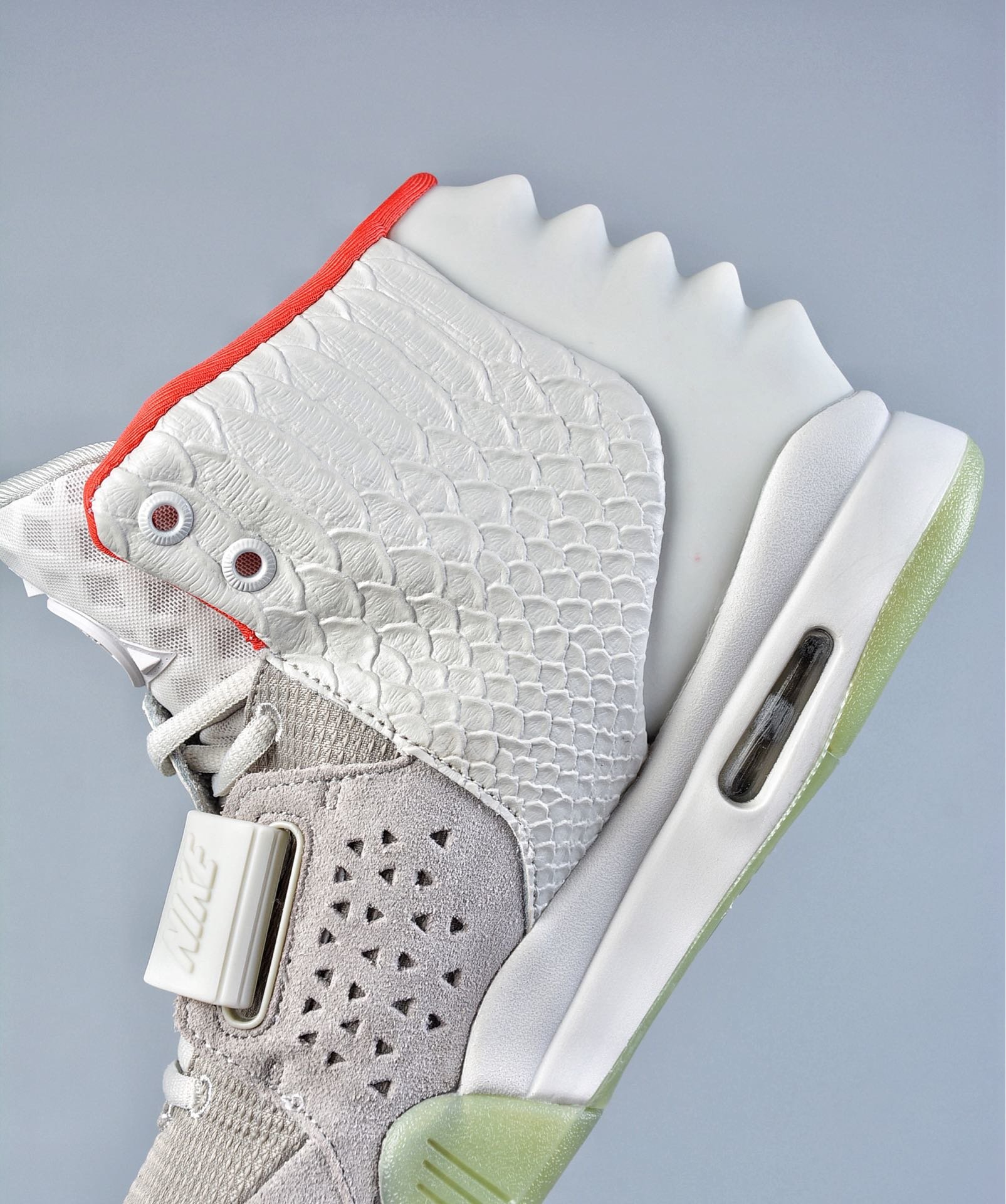 God Air Yeezy 2 Wolf Grey/ Pure Platinum Real materials Limited pairs