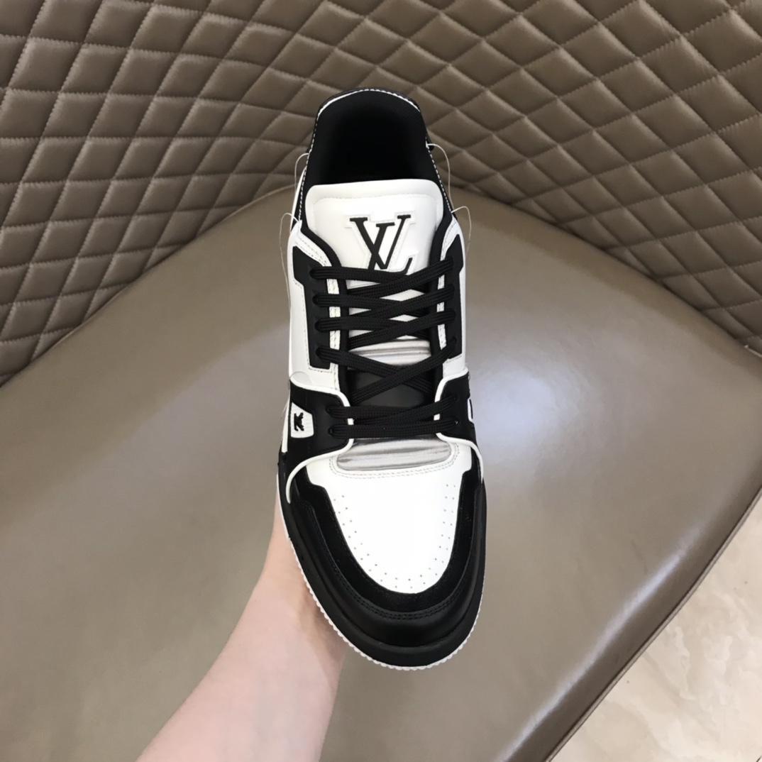 lv Sneaker Trainer in White with Black
