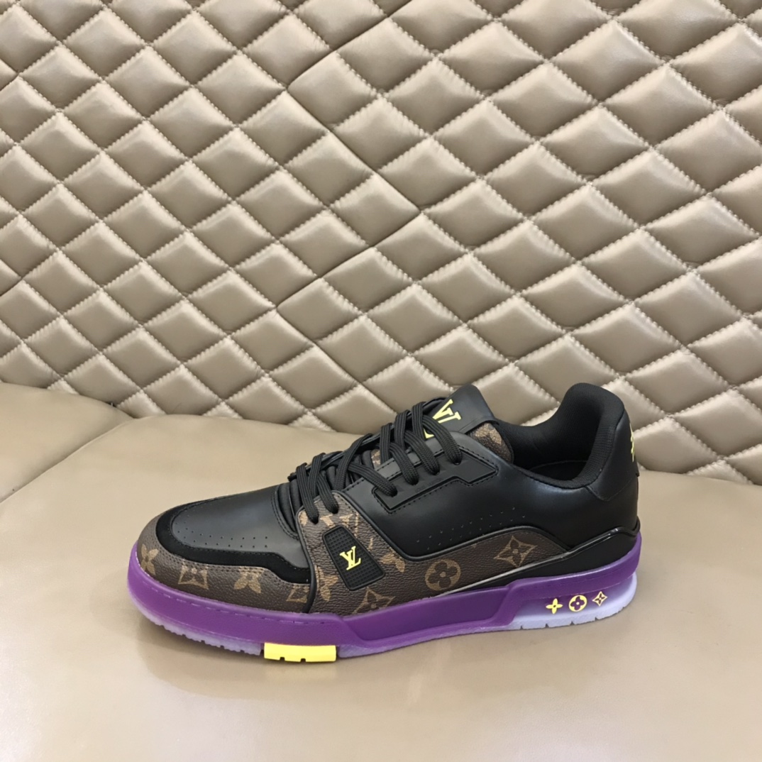 lv Sneaker Trainer in Purple