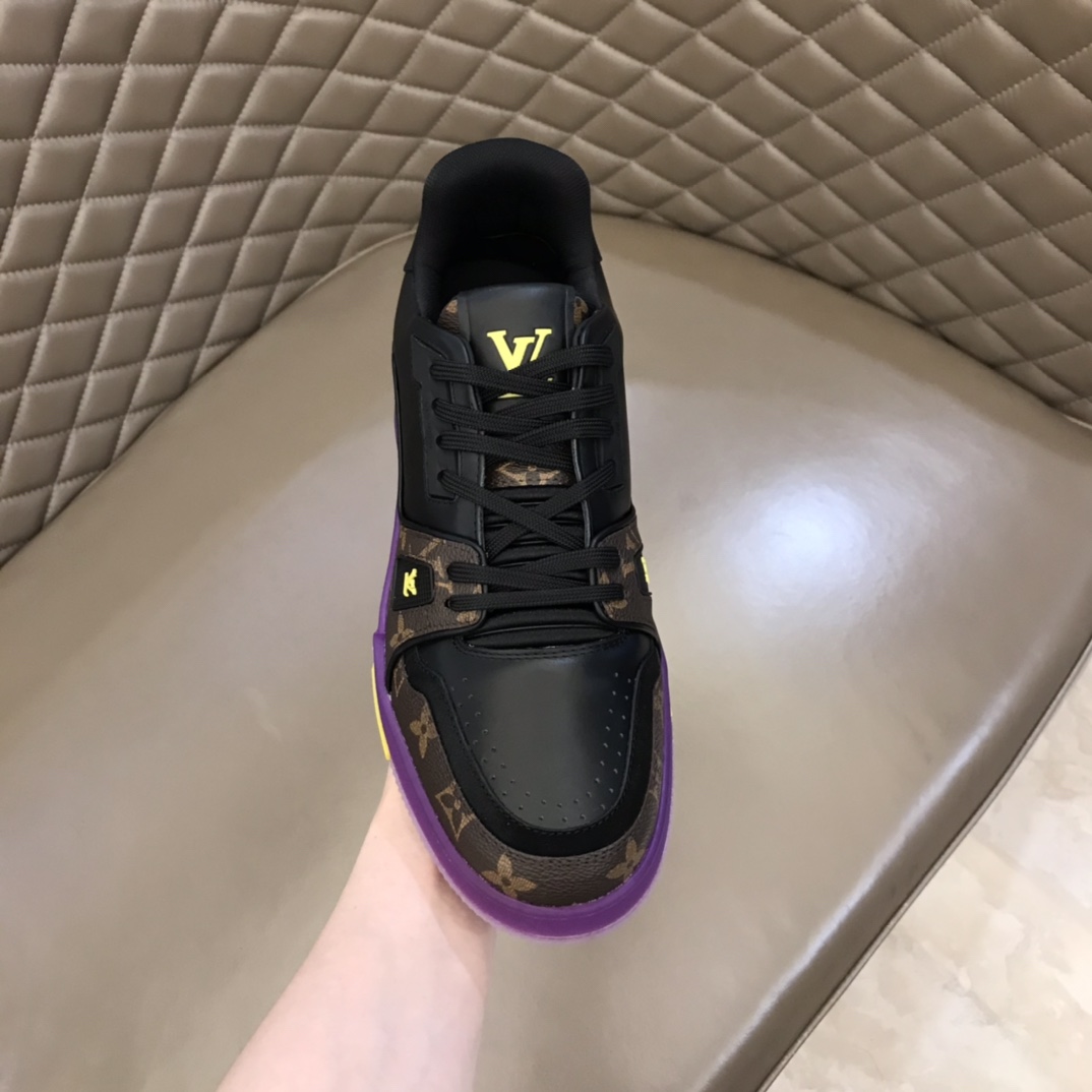 lv Sneaker Trainer in Purple
