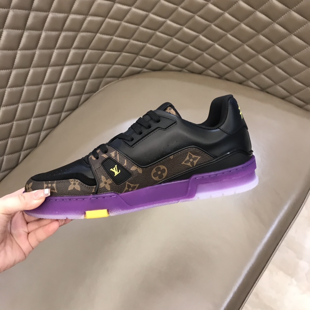 lv Sneaker Trainer in Purple