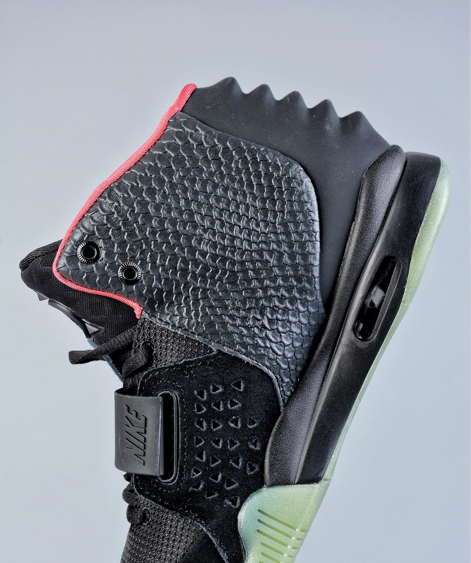 God Air Yeezy 2 Solar Red  Real materials Limited pairs