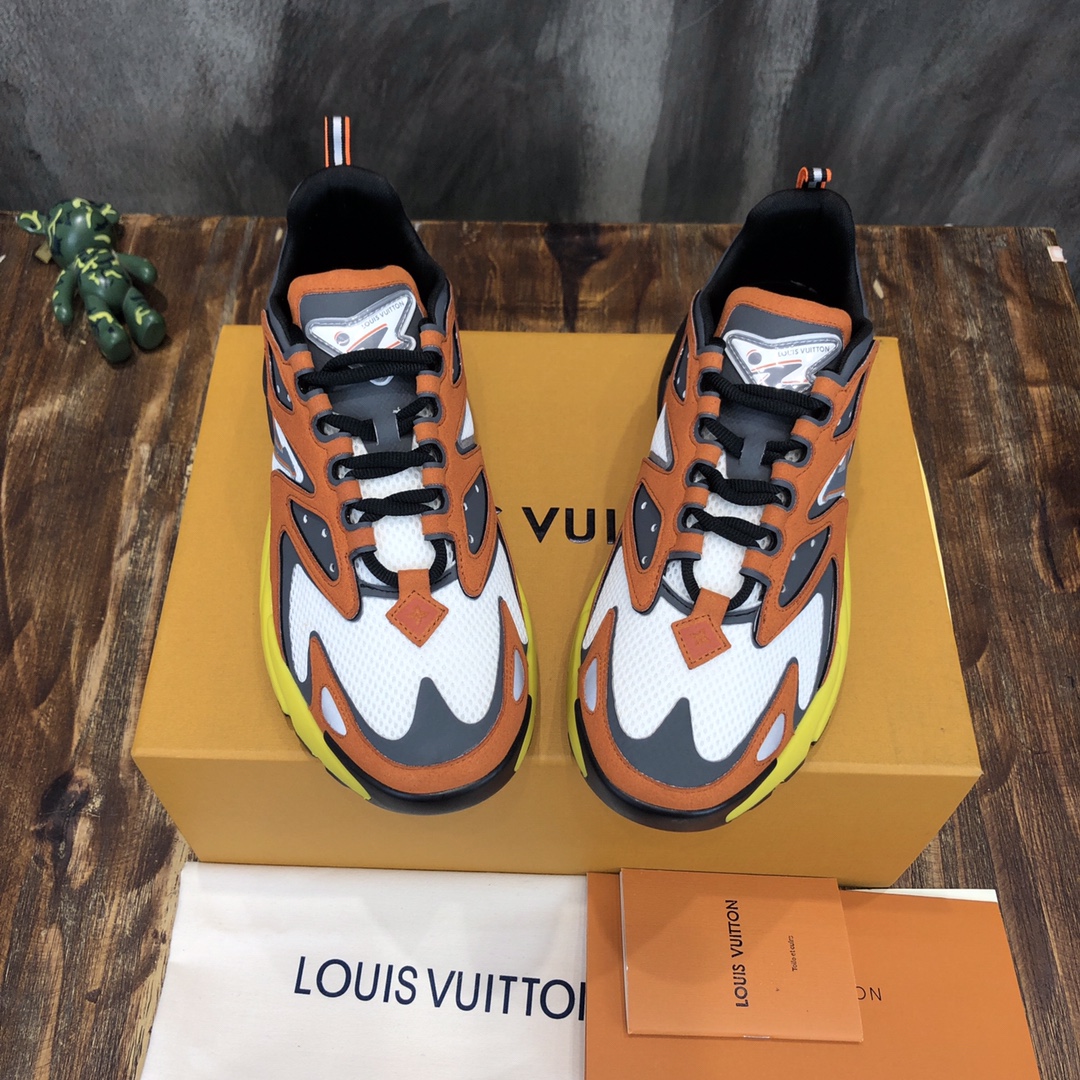 lv Sneaker Runner Tatic in Orange