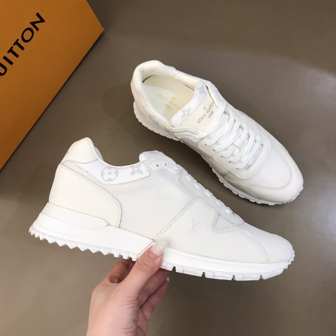 lv Sneaker Run Away in White 