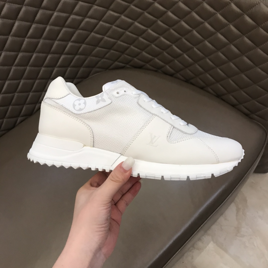 lv Sneaker Run Away in White 