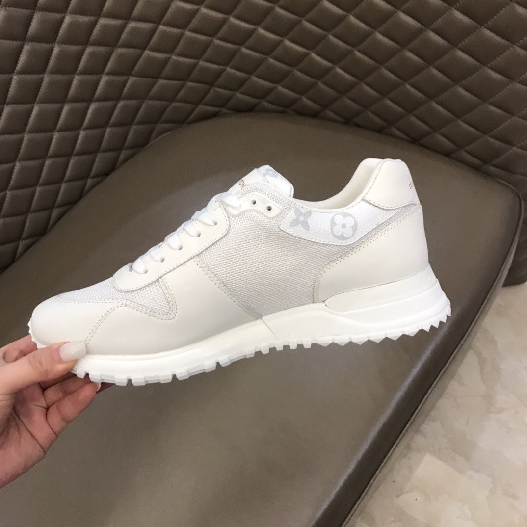 lv Sneaker Run Away in White 