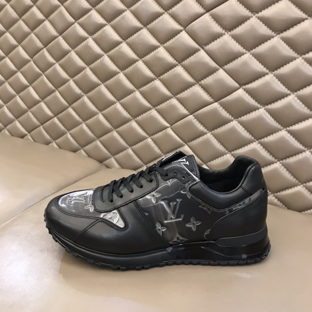 lv Sneaker Run Away in Black