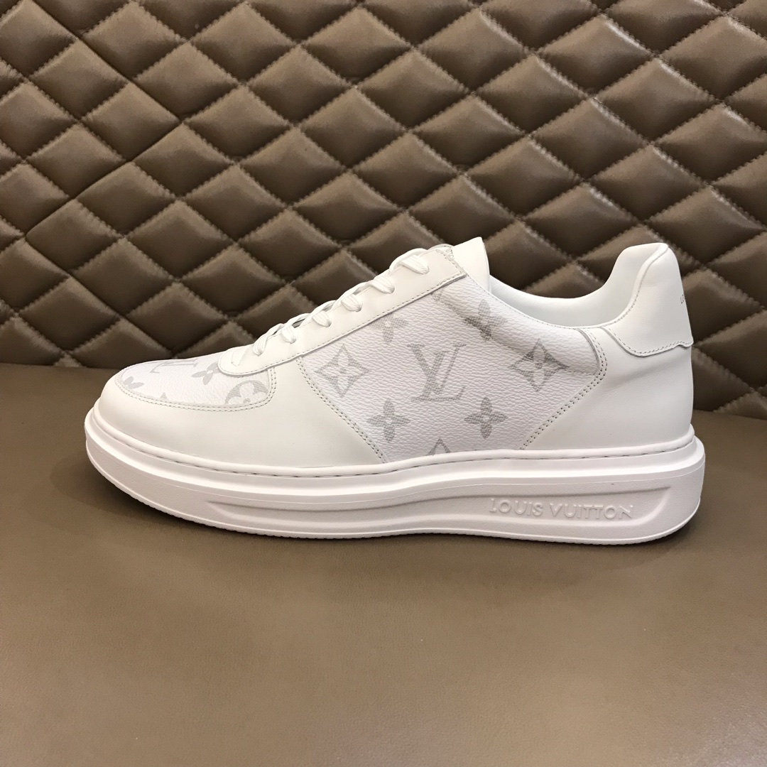 lv Sneaker Rivoli in White