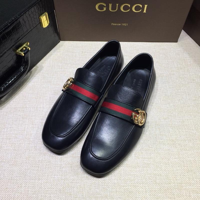 Gucci Black Leather loafer With Golden GG Buckle MS07612